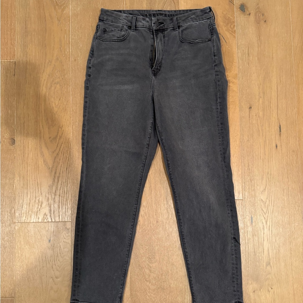 American Eagle Outfitters Dark Gray Ankle Jeans